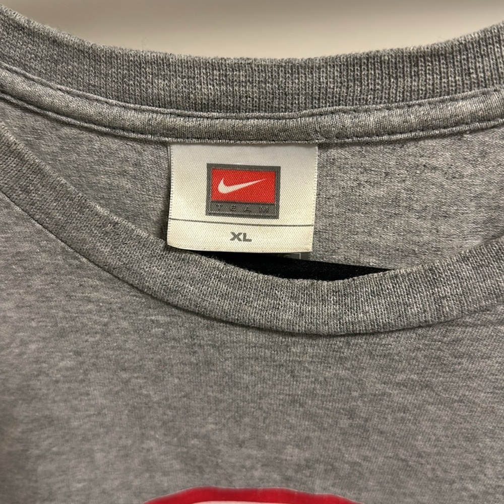 Vintage Nike tshirt - Picture 2 of 3